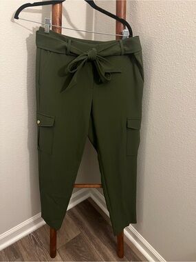 LOFT Olive Green Tie Waist Cargo Pants Tapered Leg Gold Hardware Size 4